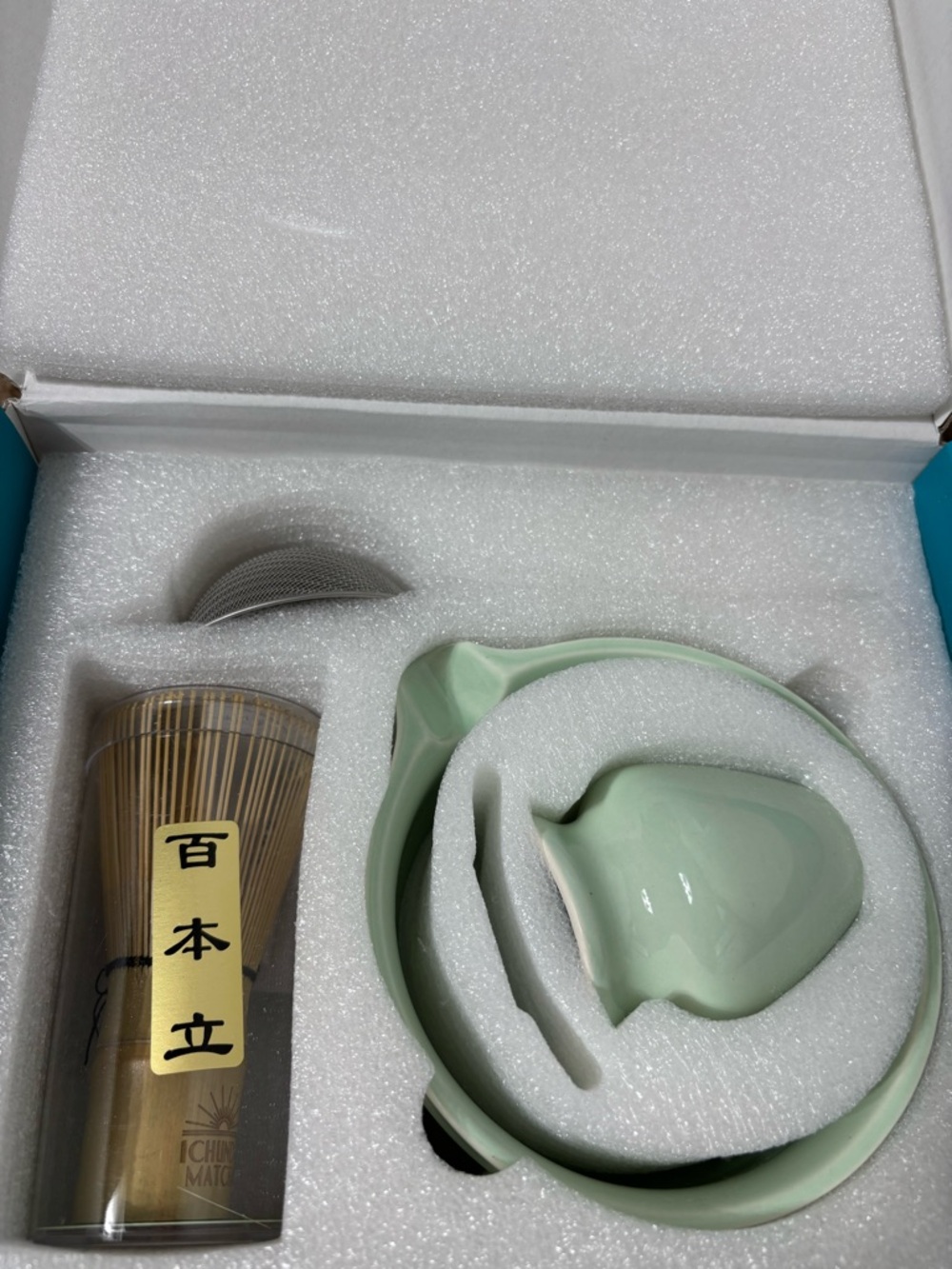 Ichundu matcha Celadon Green Ceramic Matcha Set with Bamboo Whisk and strainer